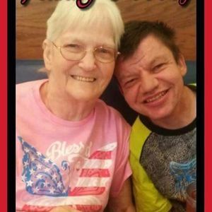 Meet your Posher, Lois